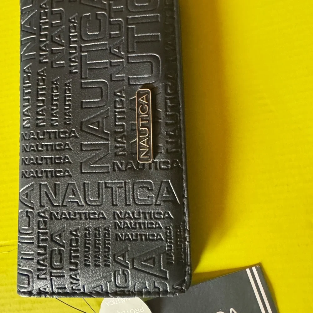 Nautica Black Faux Leather Trifold Wallet with Card Slots - Picture 1 of 4